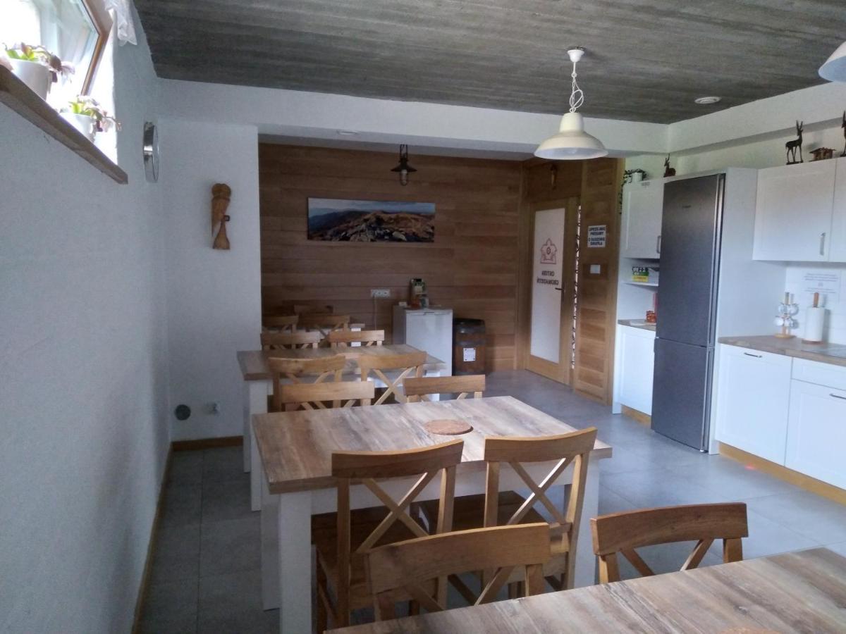 Ostoja Gromadzyn Apartment Ustrzyki Dolne Ngoại thất bức ảnh
