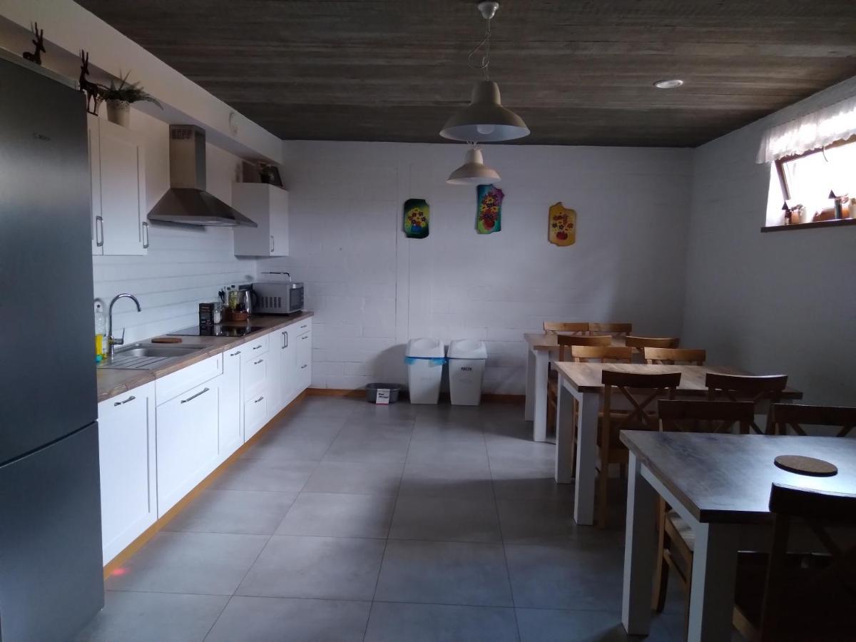Ostoja Gromadzyn Apartment Ustrzyki Dolne Ngoại thất bức ảnh