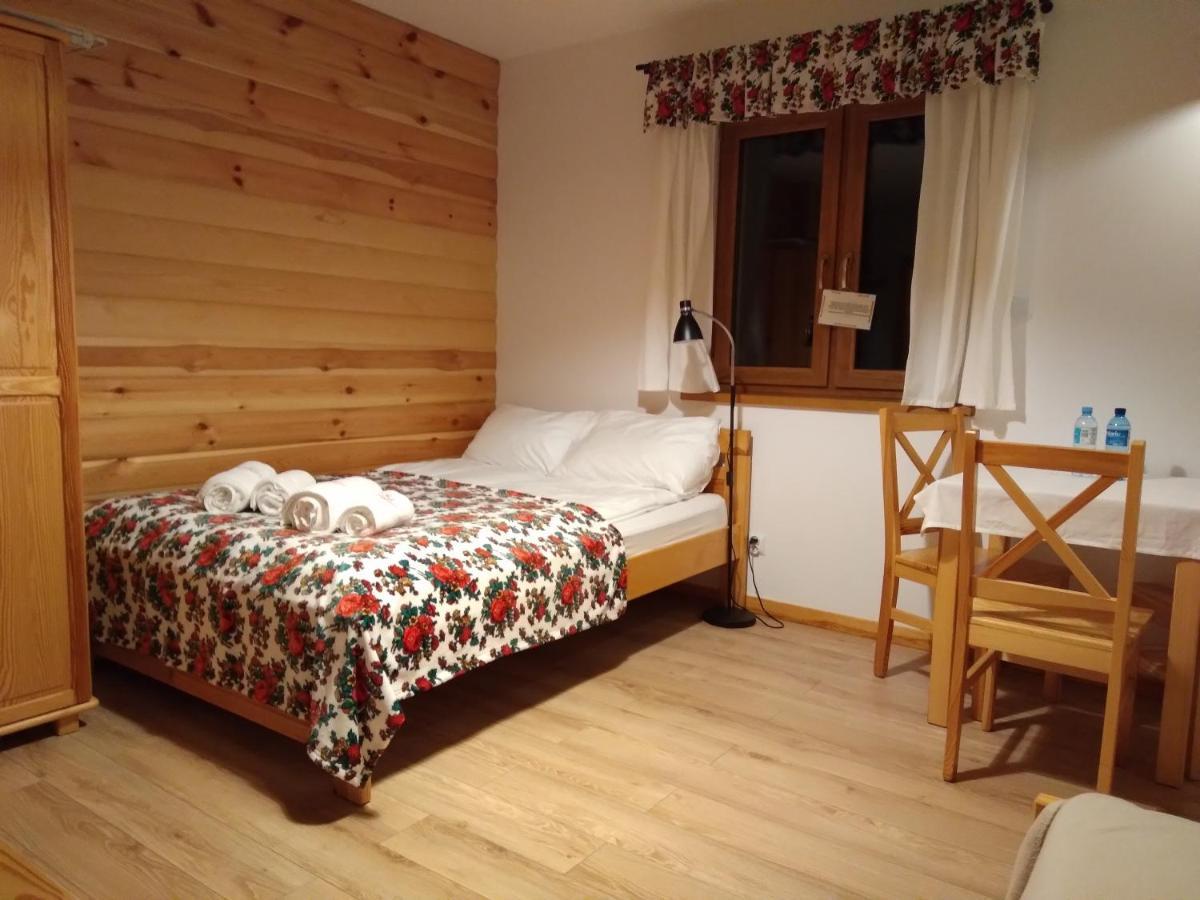 Ostoja Gromadzyn Apartment Ustrzyki Dolne Ngoại thất bức ảnh