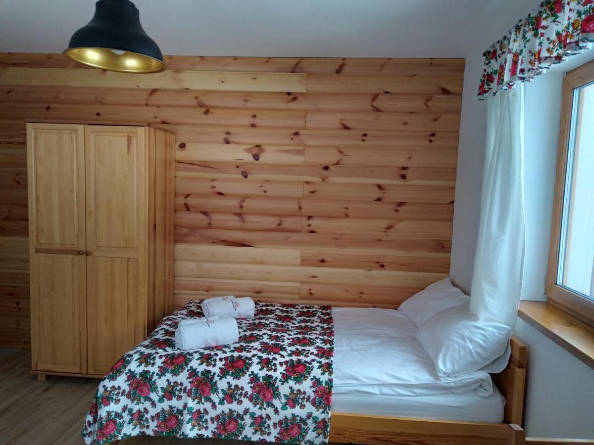 Ostoja Gromadzyn Apartment Ustrzyki Dolne Ngoại thất bức ảnh