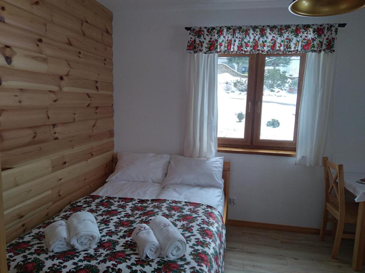 Ostoja Gromadzyn Apartment Ustrzyki Dolne Ngoại thất bức ảnh