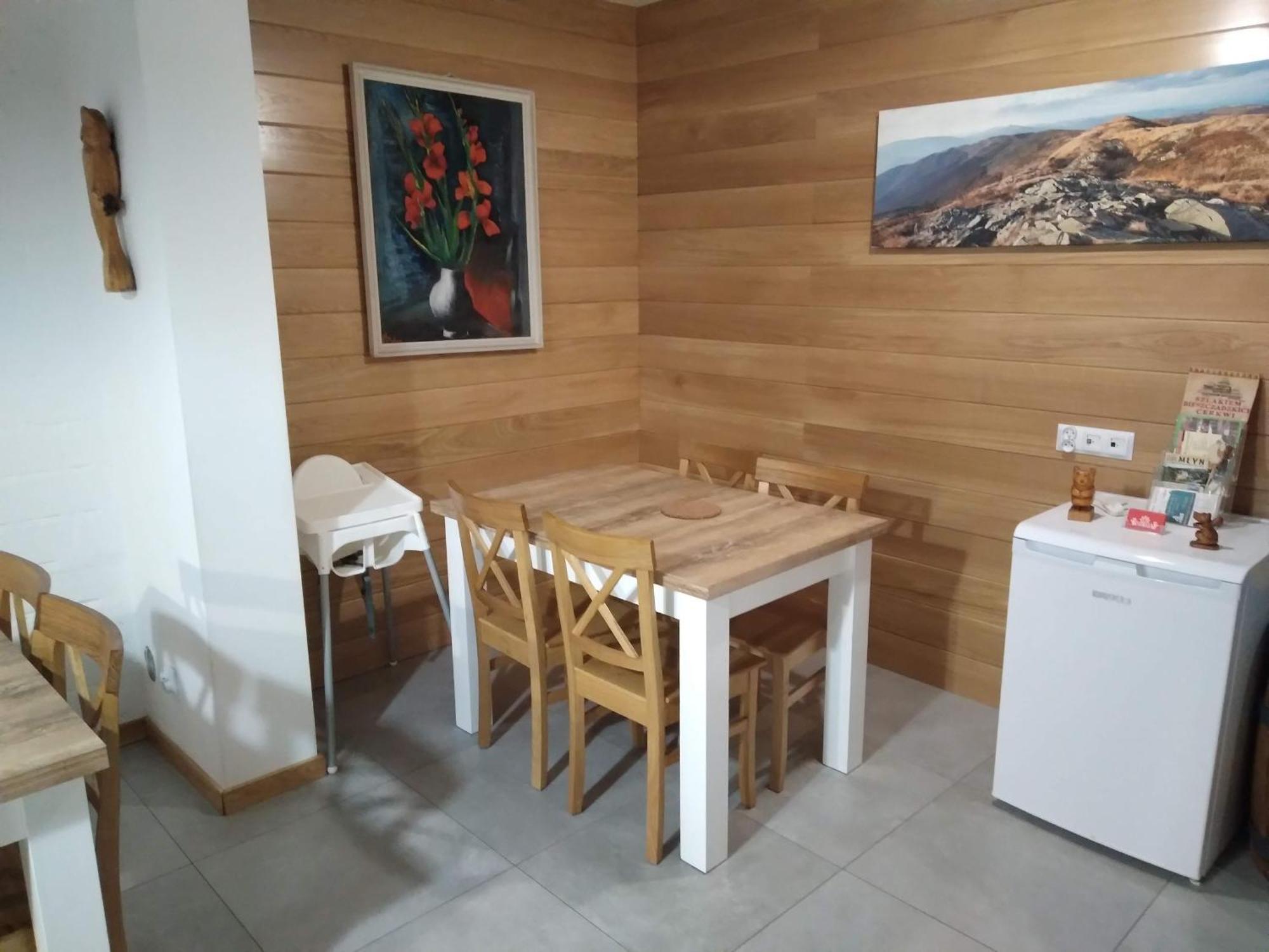Ostoja Gromadzyn Apartment Ustrzyki Dolne Ngoại thất bức ảnh